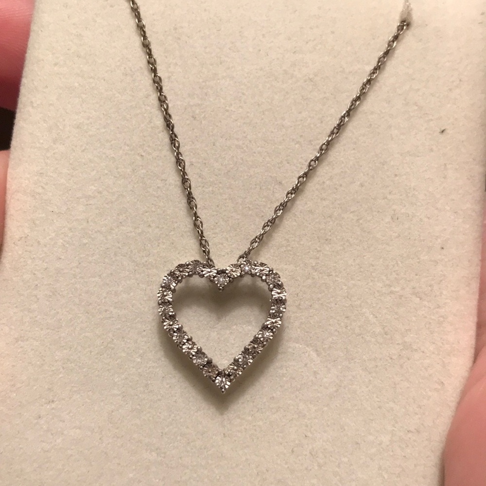 Kay Jewelers hearts necklace